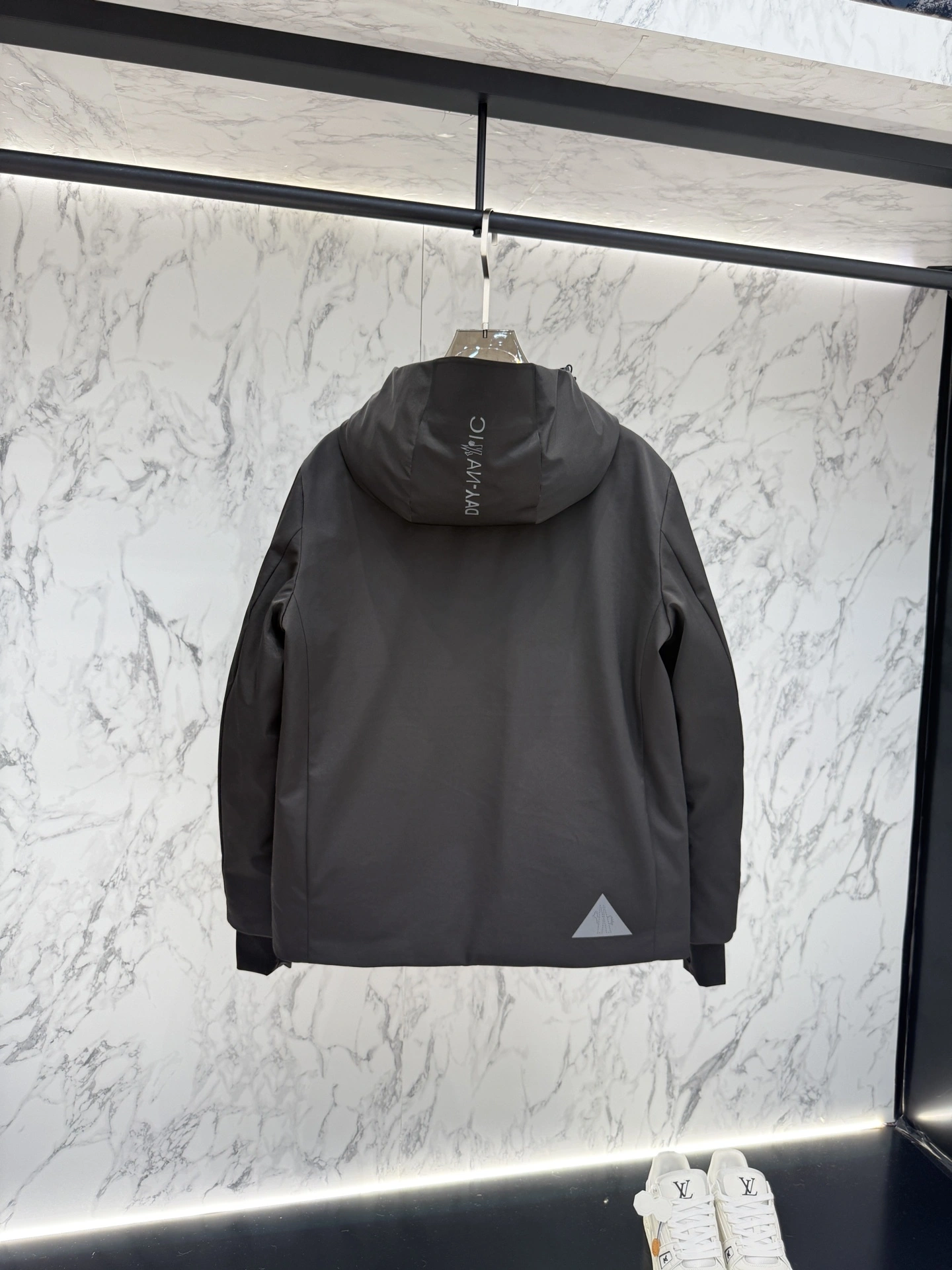 wg.luxury-- 7o9385r Down jacket 2colour item:E-F501J1035-2H
